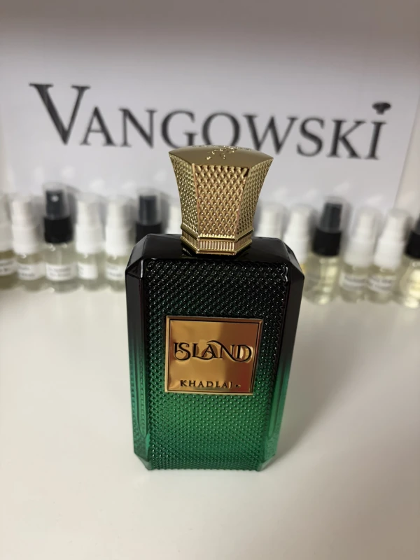 f2cb28ee241124350c66db88a8ec4216.jpg